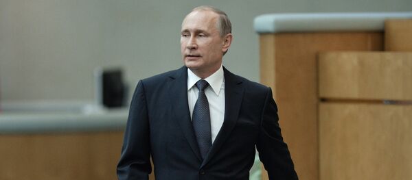 Em 22 de junho de 2016, o presidente russo Vladimir Putin participou da sessão plenária da Duma de Estado da Federação da Rússia Em 22 de junho de 2016, o presidente russo Vladimir Putin participou da sessão plenária da Duma de Estado da Federação da Rússia - Sputnik Brasil