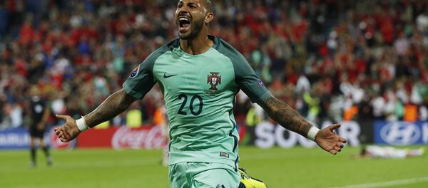 Ricardo Quaresma comemora gol de Portugal na Euro 2016 Ricardo Quaresma comemora gol de Portugal na Euro 2016 - Sputnik Brasil