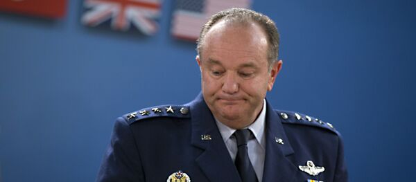O ex-comandante supremo da OTAN na Europa Philip Breedlove - Sputnik Brasil