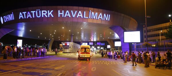 İstanbul Atatürk Havalimanı'nda patlama - Sputnik Brasil