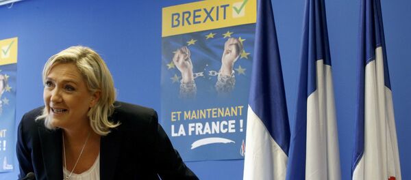 Marine Le Pen - Sputnik Brasil
