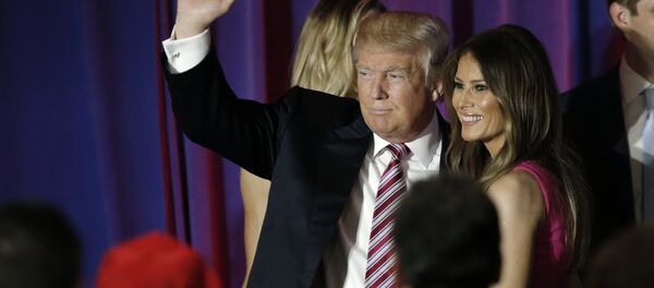 Presidencial Republicano Donald Trump com sua esposa Melania - Sputnik Brasil