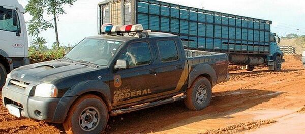 Agentes da Polícia Federal em ação. - Sputnik Brasil