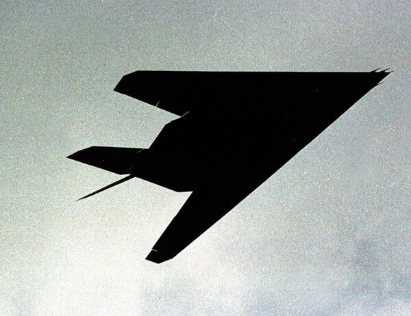 F-117 visto perto de Kosovo em 4 de abril de 1999 F-117 visto perto de Kosovo em 4 de abril de 1999 - Sputnik Brasil
