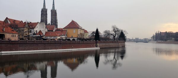 A ilha da Catedral, em Wroclav (chamada Breslau durante o domínio alemão), na Polônia (foto de arquivo) A ilha da Catedral, em Wroclav (chamada Breslau durante o domínio alemão), na Polônia (foto de arquivo) - Sputnik Brasil