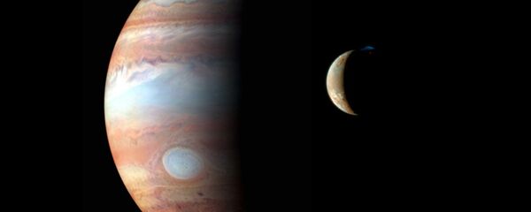 Júpiter e a sua lua - Sputnik Brasil