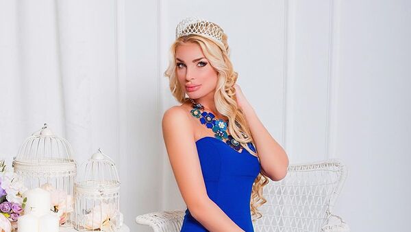 Olesya Ponamarenko, a vencedora russa do concurso de beleza para mulheres casadas - Sputnik Brasil
