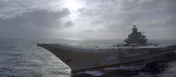 O porta-aviões russo Admiral Kuznetsov - Sputnik Brasil