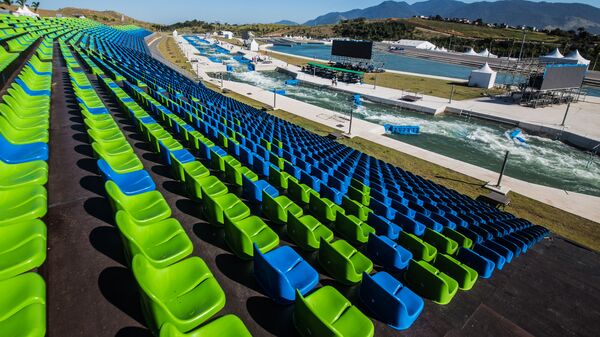 Arquibancadas do circuito de canoagem slalom preparadas para os Jogos Olímpicos de 2016, sediados no Rio de Janeiro, Brasil - Sputnik Brasil