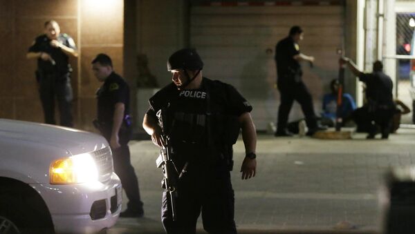 Police Shootings at Protest in Dallas - Sputnik Brasil