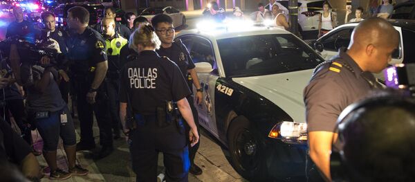 A polícia de Dallas está realizando uma extensa operação da área do centro da cidade. - Sputnik Brasil