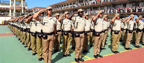 Formatura de 300 novos guardas municipais - Sputnik Brasil