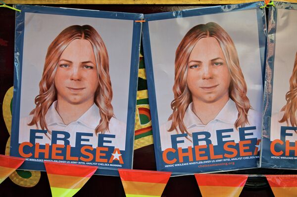 Chelsea Elizabeth Manning, nascida sob o sexo masculino e de nome Bradley Edward Manning - Sputnik Brasil