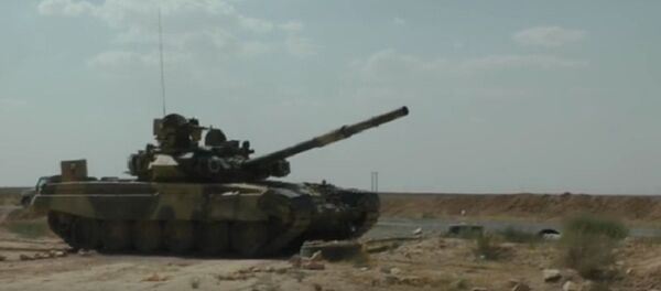 O tanque de combate russo T-90 - Sputnik Brasil