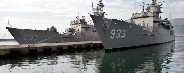 Duas fragatas da Marinha de Taiwan da classe Knox Duas fragatas da Marinha de Taiwan da classe Knox - Sputnik Brasil