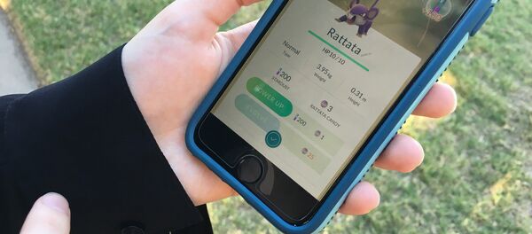 Game Pokémon Go no smartphone Game Pokémon Go no smartphone - Sputnik Brasil