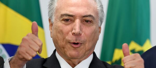 Presidente interno do Brasil Michel Temer durante a reunião no Palácio do Planalto, Brasil, 13 de julho de 2016 - Sputnik Brasil