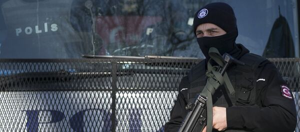 Turkish police officer - Sputnik Brasil