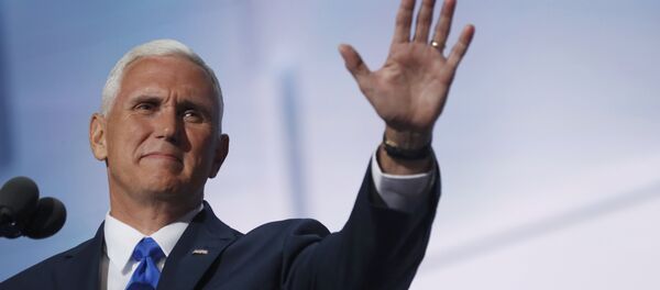 Mike Pence, candidato para vice-presidência pelo Partido Republicano, no congresso republicano em Cleveland, 20 de julho,2016 - Sputnik Brasil