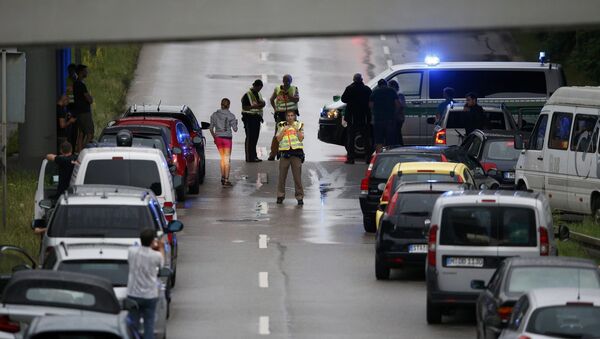 Polícia fecha o tráfego após atentado em Munique - Sputnik Brasil