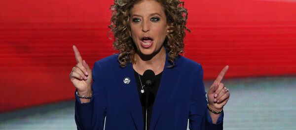 Debbie Wasserman Schultz - Sputnik Brasil
