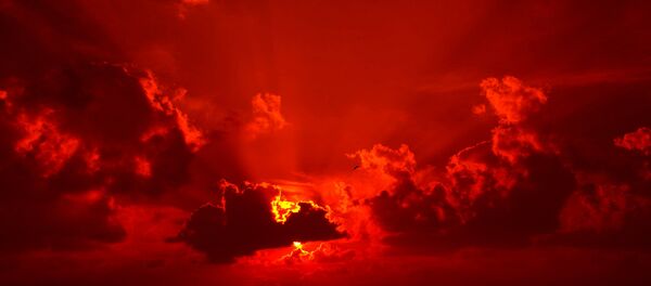 Pôr do Sol Vermelho - Sputnik Brasil