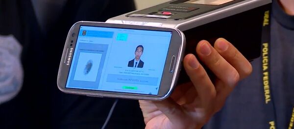 Jogos - Fiscalização nos aeroportos do país conta com software que identifica criminosos em 3 segundos pela digital - Sputnik Brasil