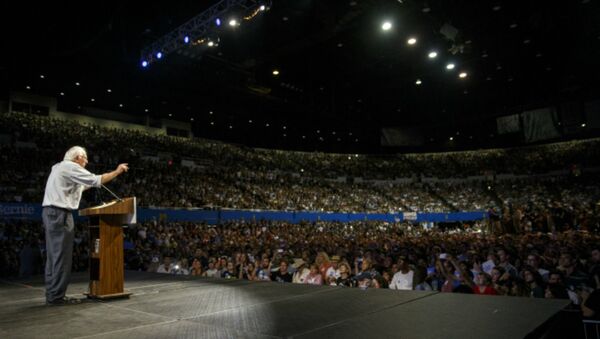 Bernie Sanders - Sputnik Brasil