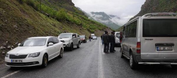 Estrada Hakkari-Cukurca, na Turquia Estrada Hakkari-Cukurca, na Turquia - Sputnik Brasil