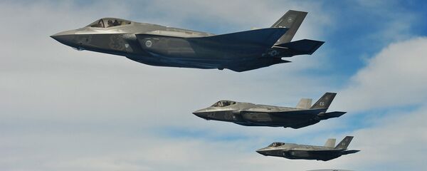 Caças americanos F-35 - Sputnik Brasil