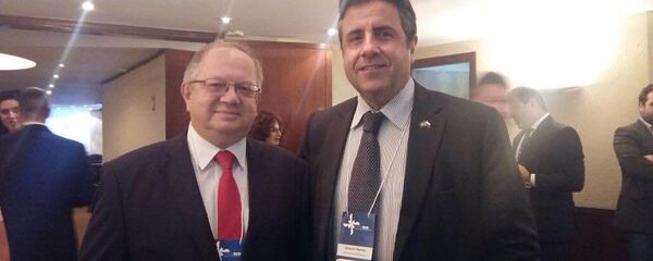 Embaixador da Rússia no Brasil, Sergei Akopov, e o presidente da Câmara Brasil-Rússia de Comércio Indústria e Turismo, Gilberto Ramos - Sputnik Brasil