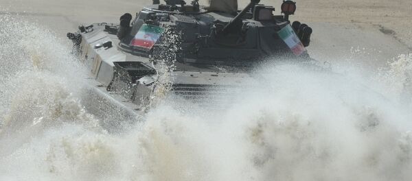 Veículo de combate de infantaria iraniano BMP-2 no terceiro dia de Jogos Internacionais do Exército, região de Moscou, Rússia, 1 de agosto de 2016 - Sputnik Brasil