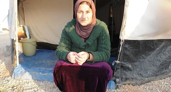 Yazidi Rosa Mohammed no campo de refugiados - Sputnik Brasil