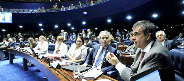 Senado decide hoje se Dilma vai a julgamento final - Sputnik Brasil