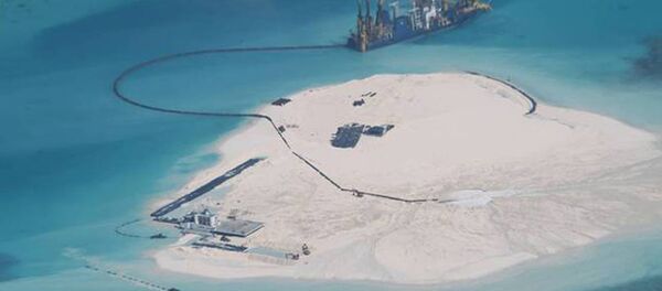 Construção de ilhas artificiais chinesas no mar da China Meridional - Sputnik Brasil