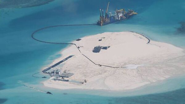Construção de ilhas artificiais chinesas no mar da China Meridional - Sputnik Brasil
