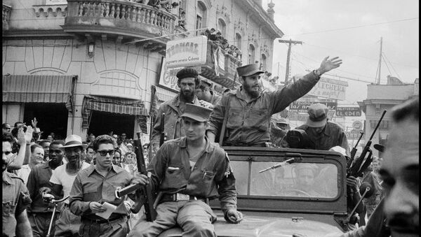 Fidel Castro na cidade de Santa Clara, em Cuba, 1959 - Sputnik Brasil