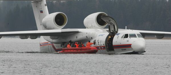 Avião anfíbio Be-200 - Sputnik Brasil