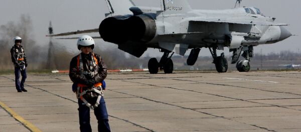 MiG-31 é um interceptor supersônico de dois lugares de longo alcance. Ela foi a primeira aeronave de combate soviético de 4ª geração. - Sputnik Brasil