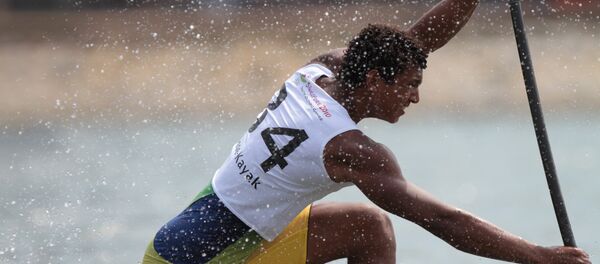 Isaquias Queiroz conquista a medalha de prata na canoagem de velocidade - Sputnik Brasil