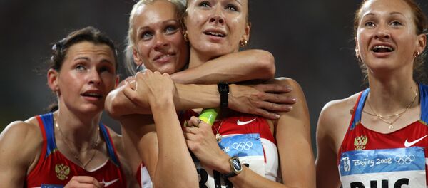 Equipe de revezamento da Rússia no atletismo nas Olimpíadas de 2008 Equipe de revezamento da Rússia no atletismo nas Olimpíadas de 2008 - Sputnik Brasil