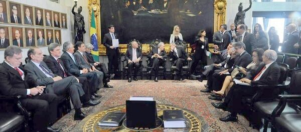 Reunião define rito para o julgamento do impeachment de Dilma Rousseff - Sputnik Brasil