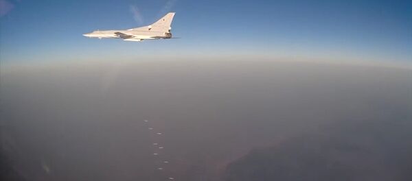 Aviação russa ataca terroristas na Síria - Sputnik Brasil