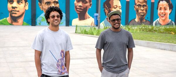 Cety Soledade e Rodrigo Sini - Sputnik Brasil