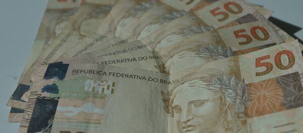 Inadimplencia - Sputnik Brasil