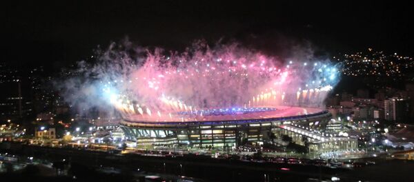 Fogos no Maracanã - Sputnik Brasil