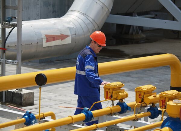 Ucrânia assina com a Rússia novo contrato de 5 anos para trânsito de gás russo Ucrânia assina com a Rússia novo contrato de 5 anos para trânsito de gás russo - Sputnik Brasil
