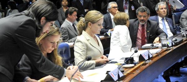Senadores se articulam para julgamento do impeachment de Dilma Rousseff Senadores se articulam para julgamento do impeachment de Dilma Rousseff - Sputnik Brasil