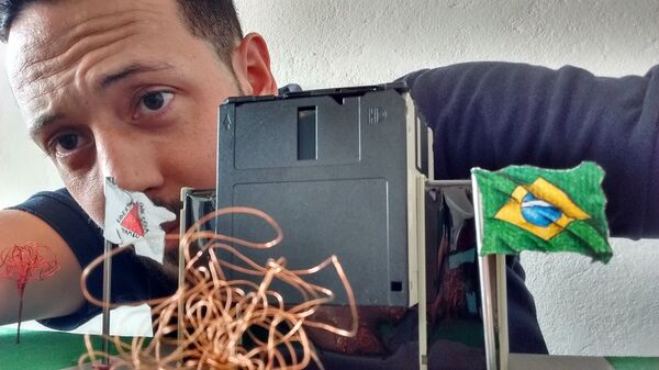 Rafael Silva em ação - Sputnik Brasil