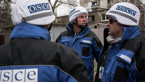 Observadores da OSCE na Ucrânia - Sputnik Brasil